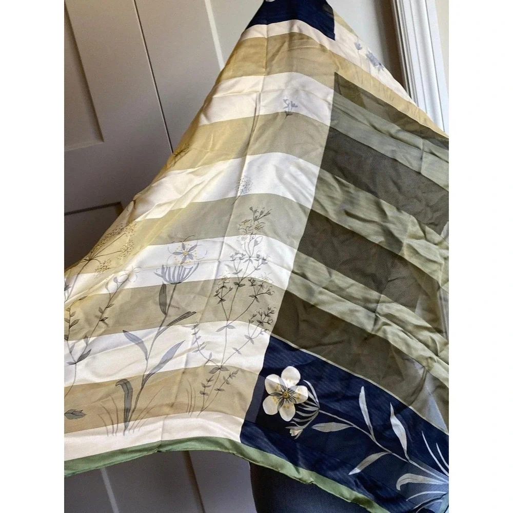 Jia Yang Silk Scarf Square Multi Color Luxury Neck Hair Purse Accessory